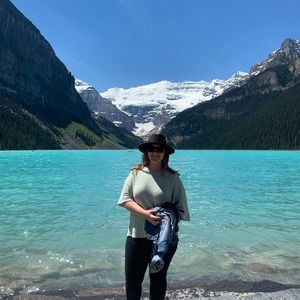 Meet your Posher, Jackie